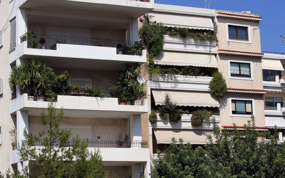 Λιγότερος ΕΝΦΙΑ για 5 εκατ. ιδιοκτήτες – Παραδείγματα σε δέκα περιοχές της χώρας-3