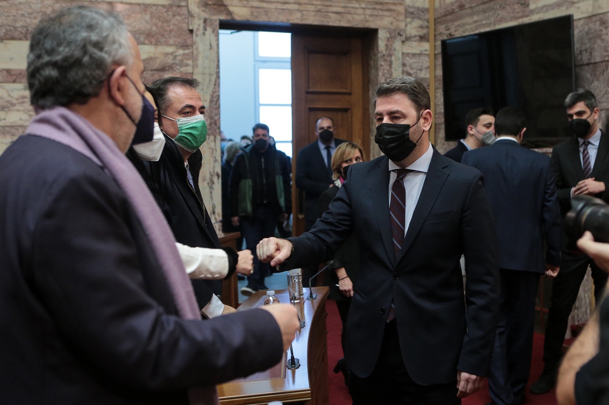 στρατηγική-τρίτου-πόλου-από-το-κιναλ-561704515