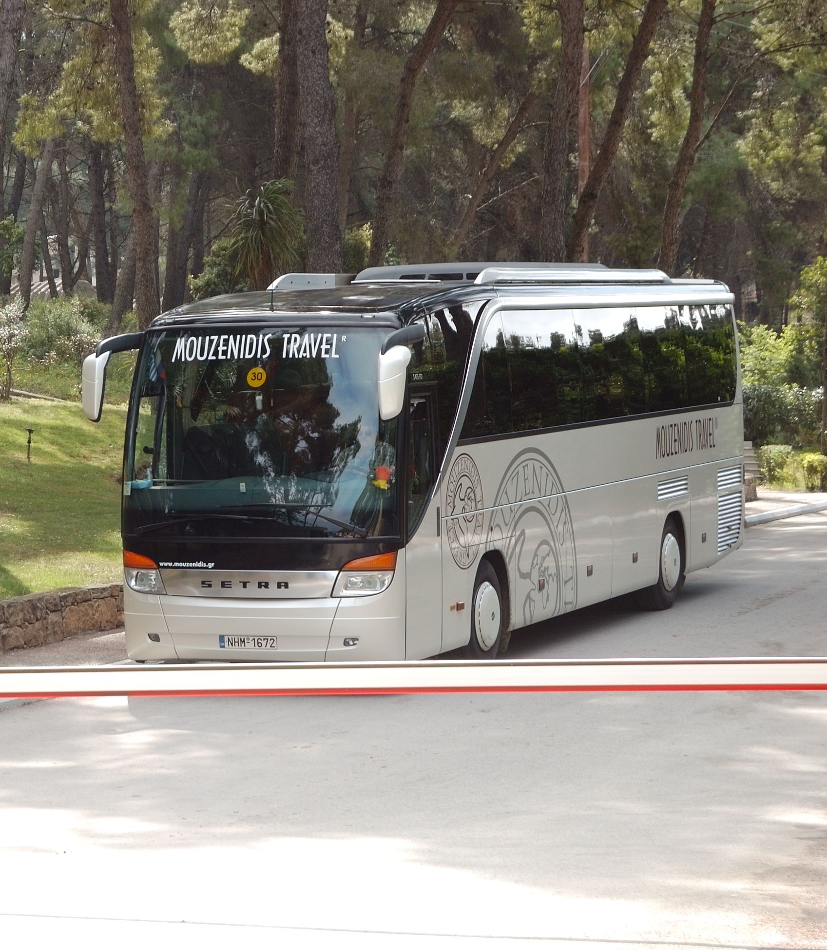 χωρίς-προστασία-από-πιστωτές-η-mouzenidis-travel-561704194