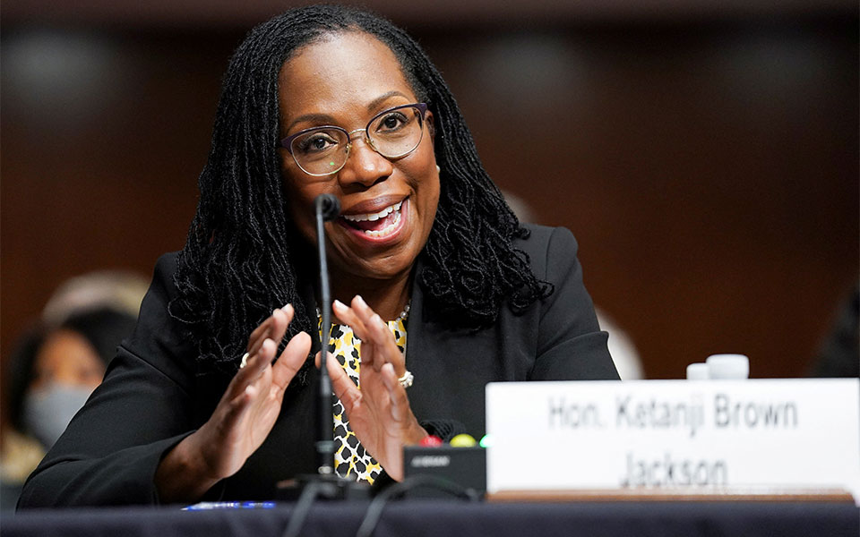 μπάιντεν-επιλέγει-την-πρώτη-μαύρη-γυν-561737134