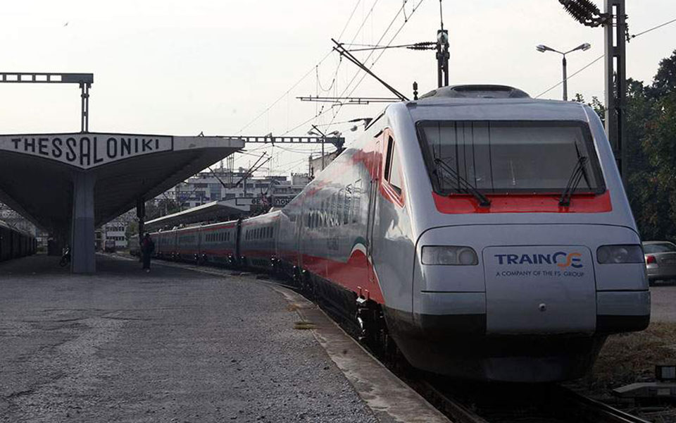 ανοίγει-ο-δρόμος-για-το-ασημένιο-βέλο-561729433