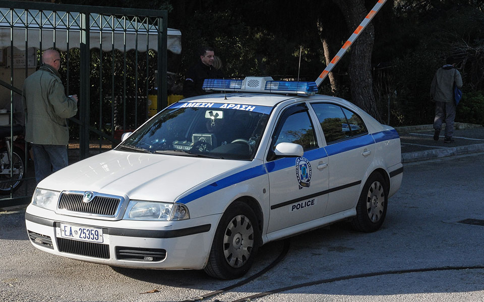 γαλάτσι-χειροπέδες-σε-68χρονο-για-κατοχ-561731344