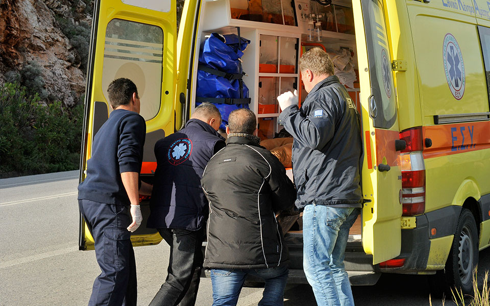 λάρισα-στο-νοσοκομείο-με-σοβαρά-τραύμ-561701356