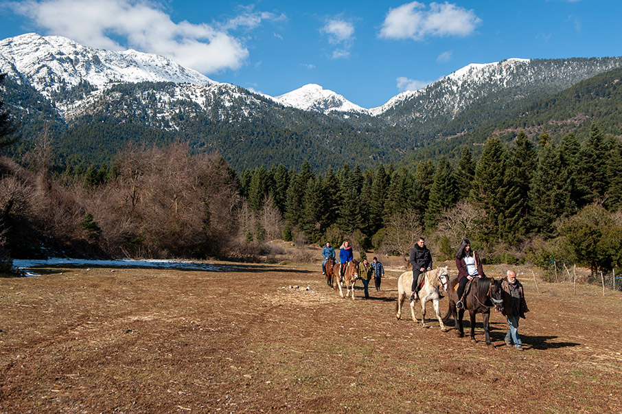 6 συναρπαστικές διαδρομές σε λίμνες και ποτάμια της ηπειρωτικής Ελλάδας-10