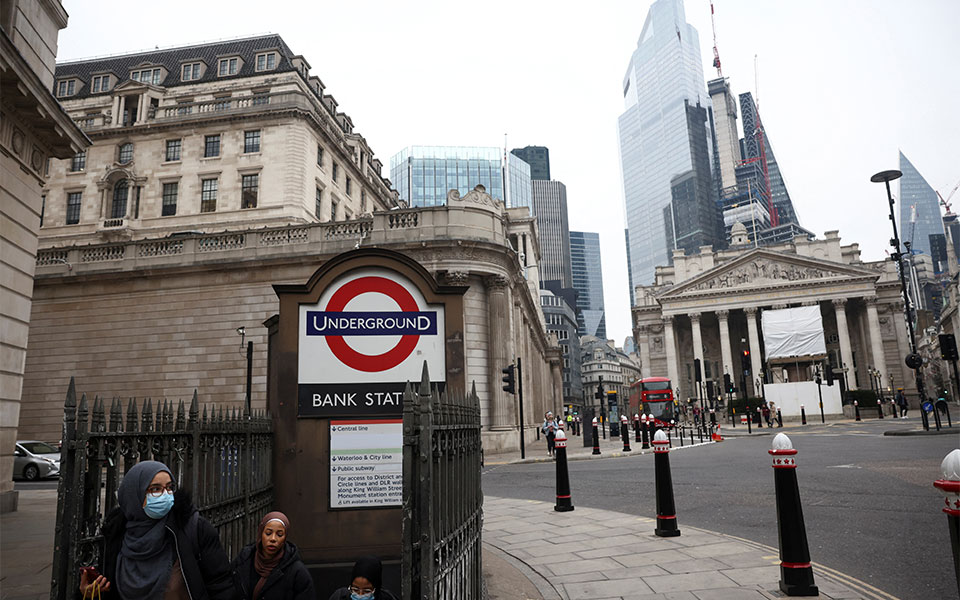πανδημία-λονδίνο-η-κυβέρνηση-παρατ-561704344