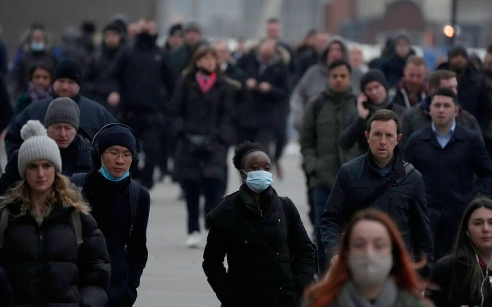 Κορωνοϊός: Γιατί ορισμένες χώρες τα πήγαν καλύτερα στην πανδημία;-1