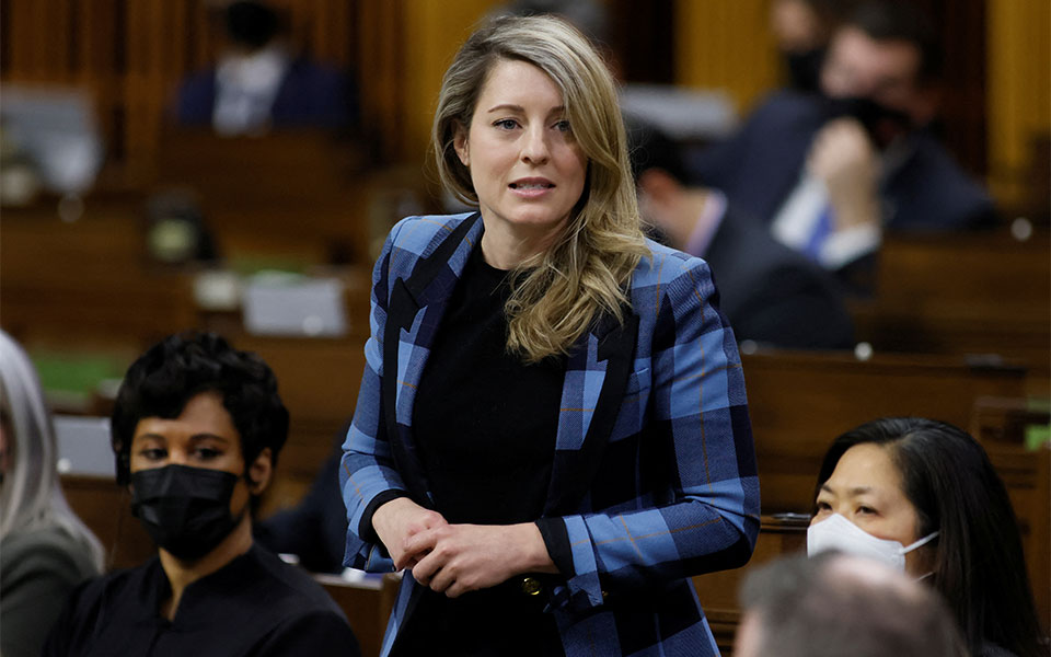 ουκρανικό-καναδάς-η-υπεξ-ζολί-ανέβα-561728974