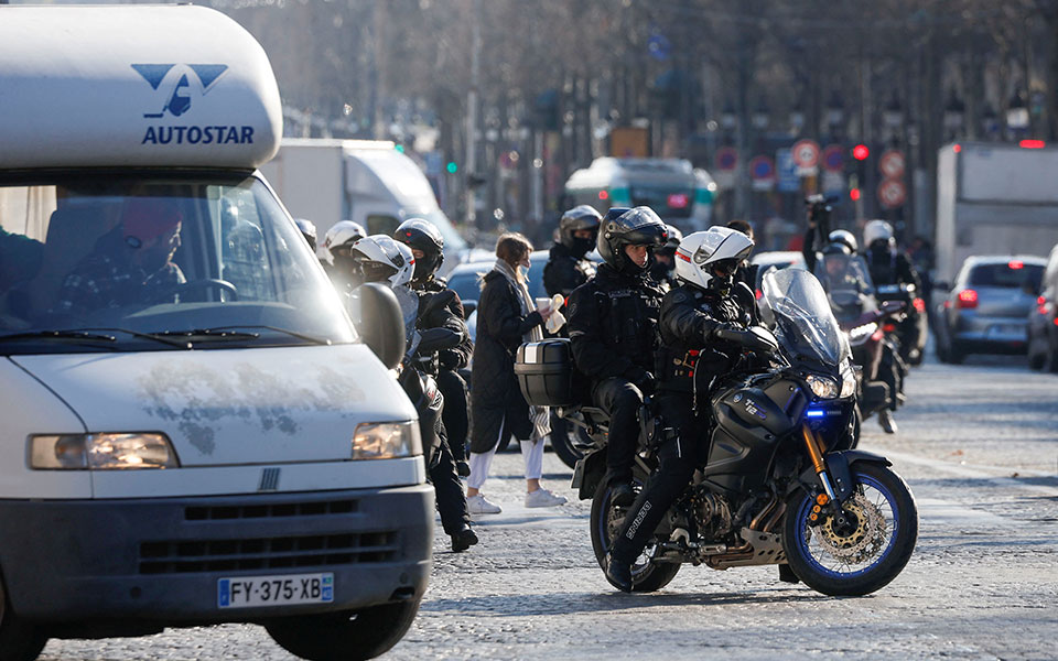 το-γαλλικό-κομβόι-της-ελευθερίας-κα-561716950