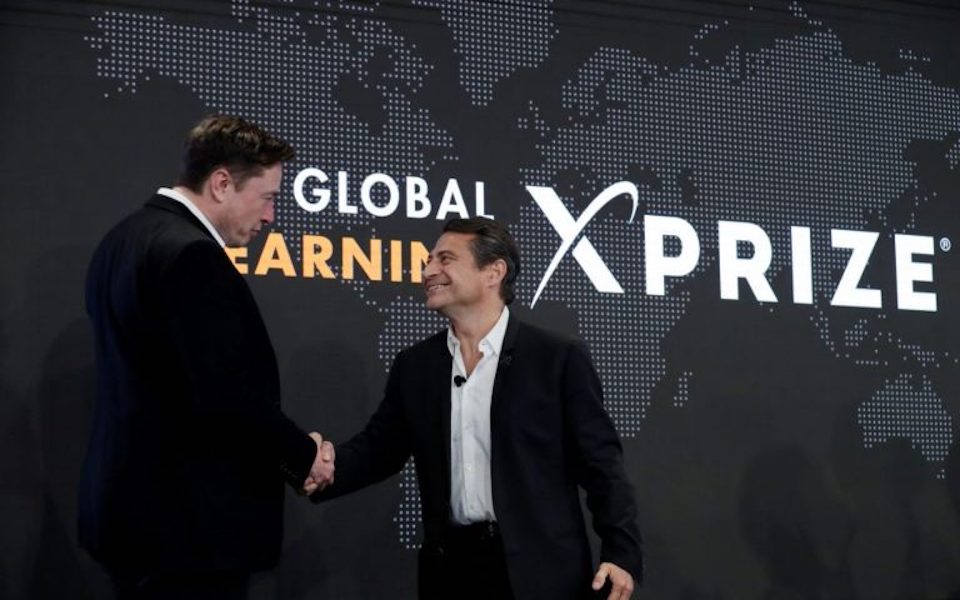 πίτερ-διαμαντής-ο-έλληνας-φίλος-του-elon-musk-561705730