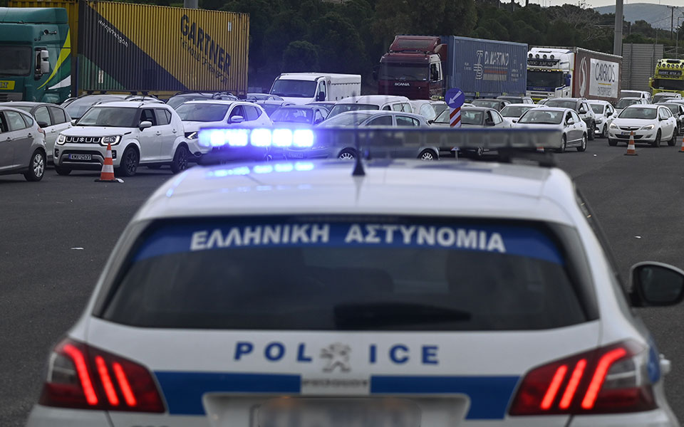 πιερία-συνελήφθη-άνδρας-που-διέρρηξε-14-561699151