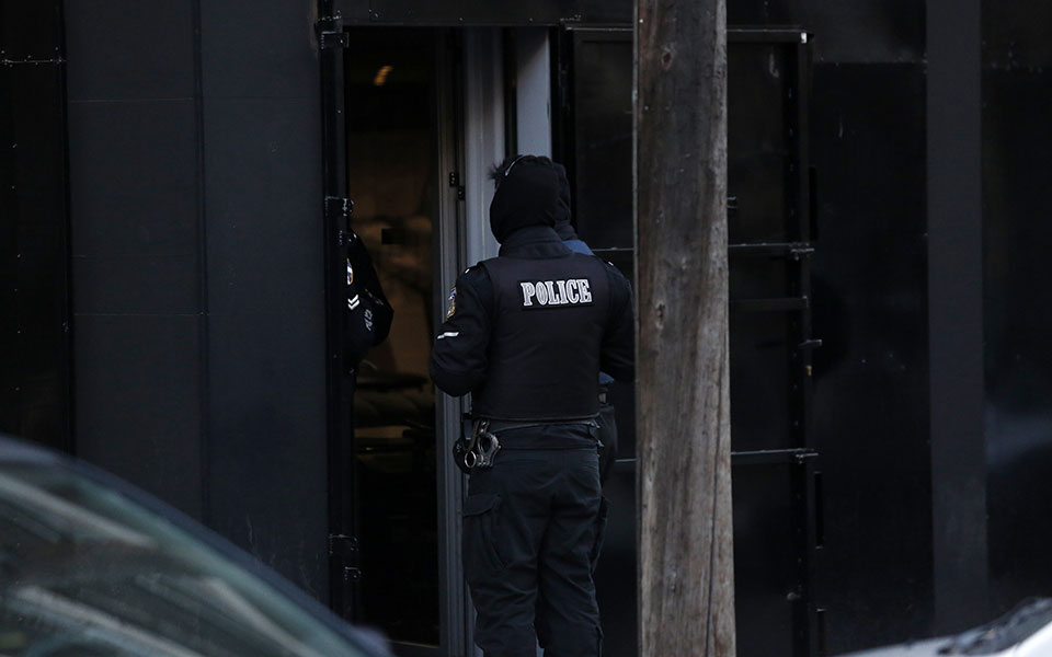 θεσσαλονίκη-σφραγίστηκαν-11-λέσχες-φιλ-561717175