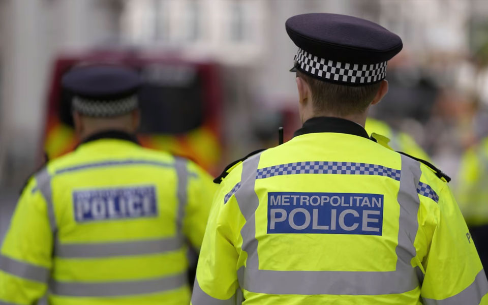 λήξη-συναγερμού-στο-λονδίνο-ανοίγου-561720001