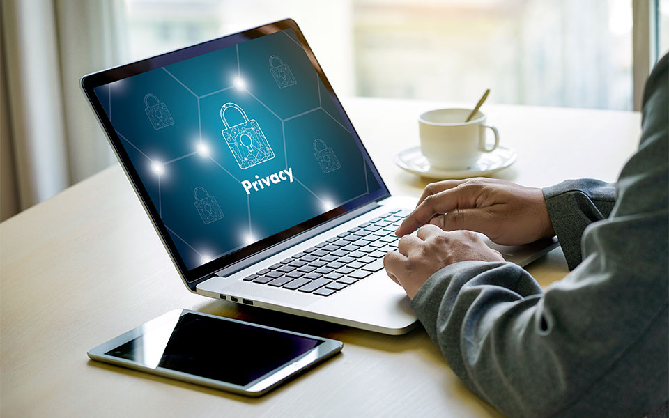 έρευνα-focus-bari-πόσο-απρόθυμοι-είναι-οι-έλλη-561698908