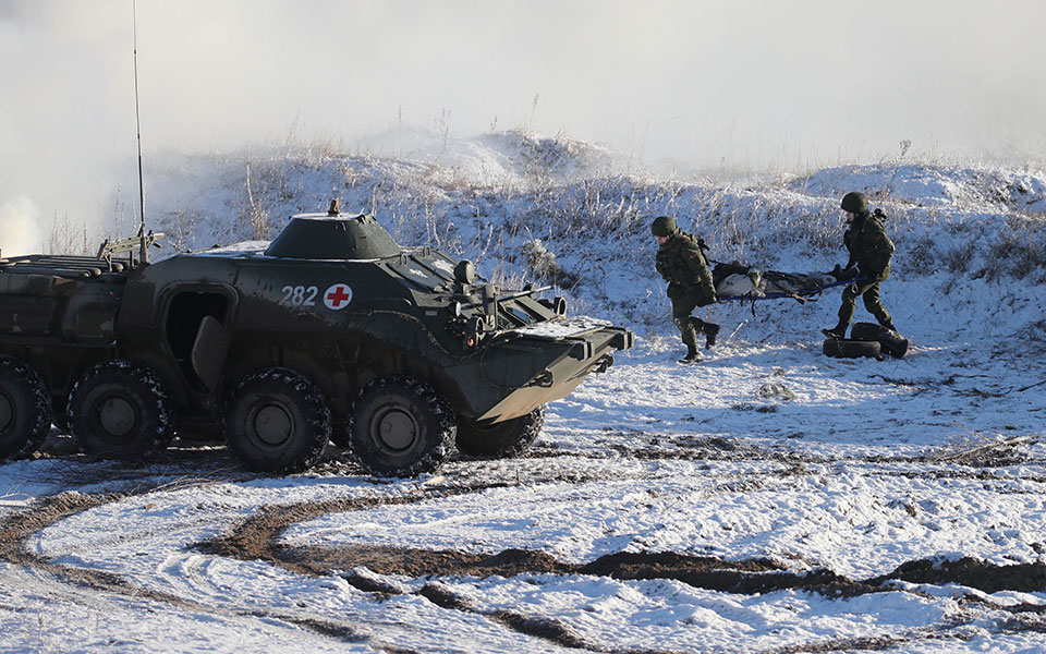 Ουκρανική κρίση: Διπλωματικός πυρετός εν μέσω προειδοποιήσεων για ρωσική εισβολή-2