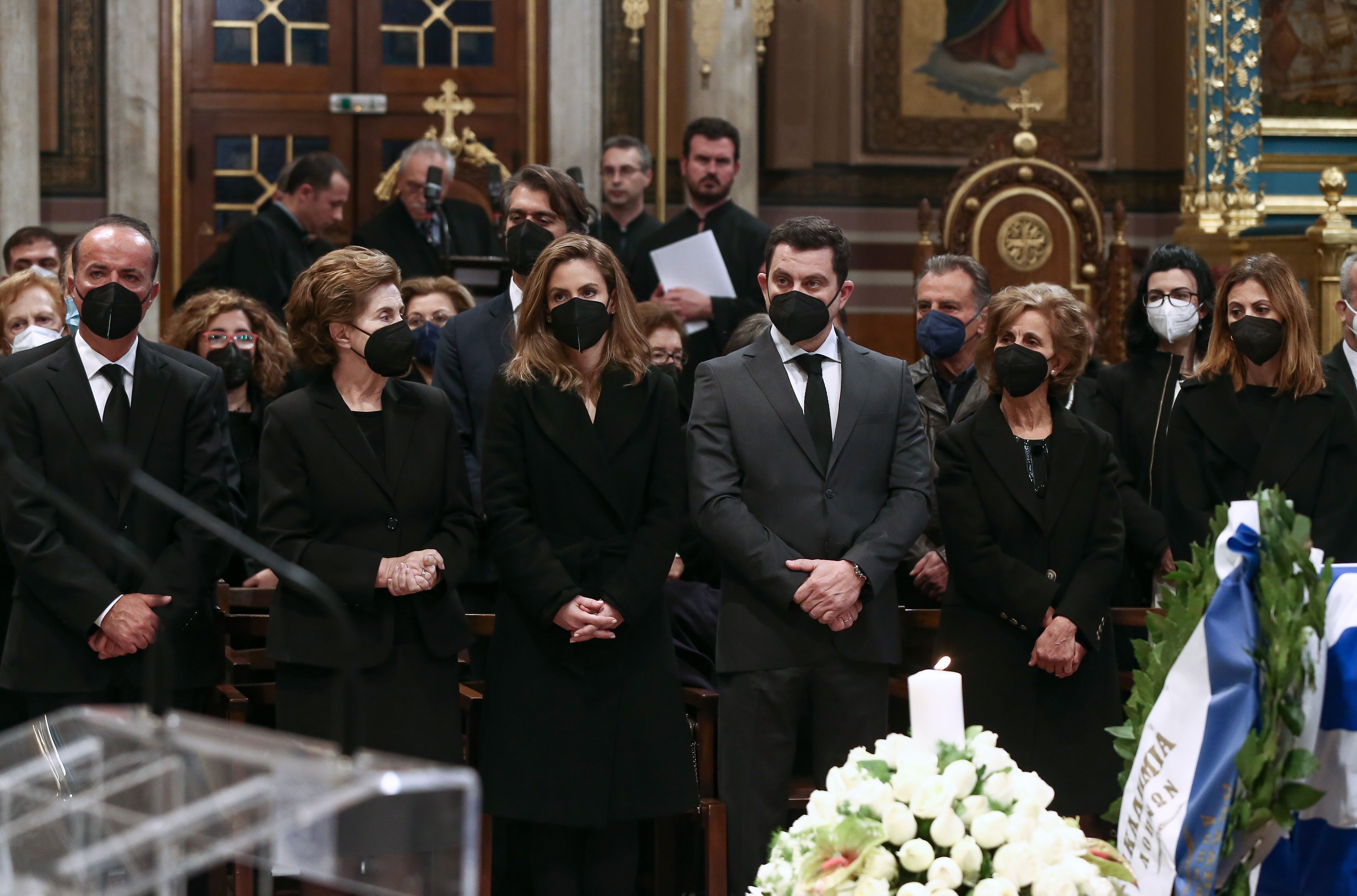 Χρήστος Σαρτζετάκης: Με τιμές αρχηγού κράτους το τελευταίο «αντίο»-1