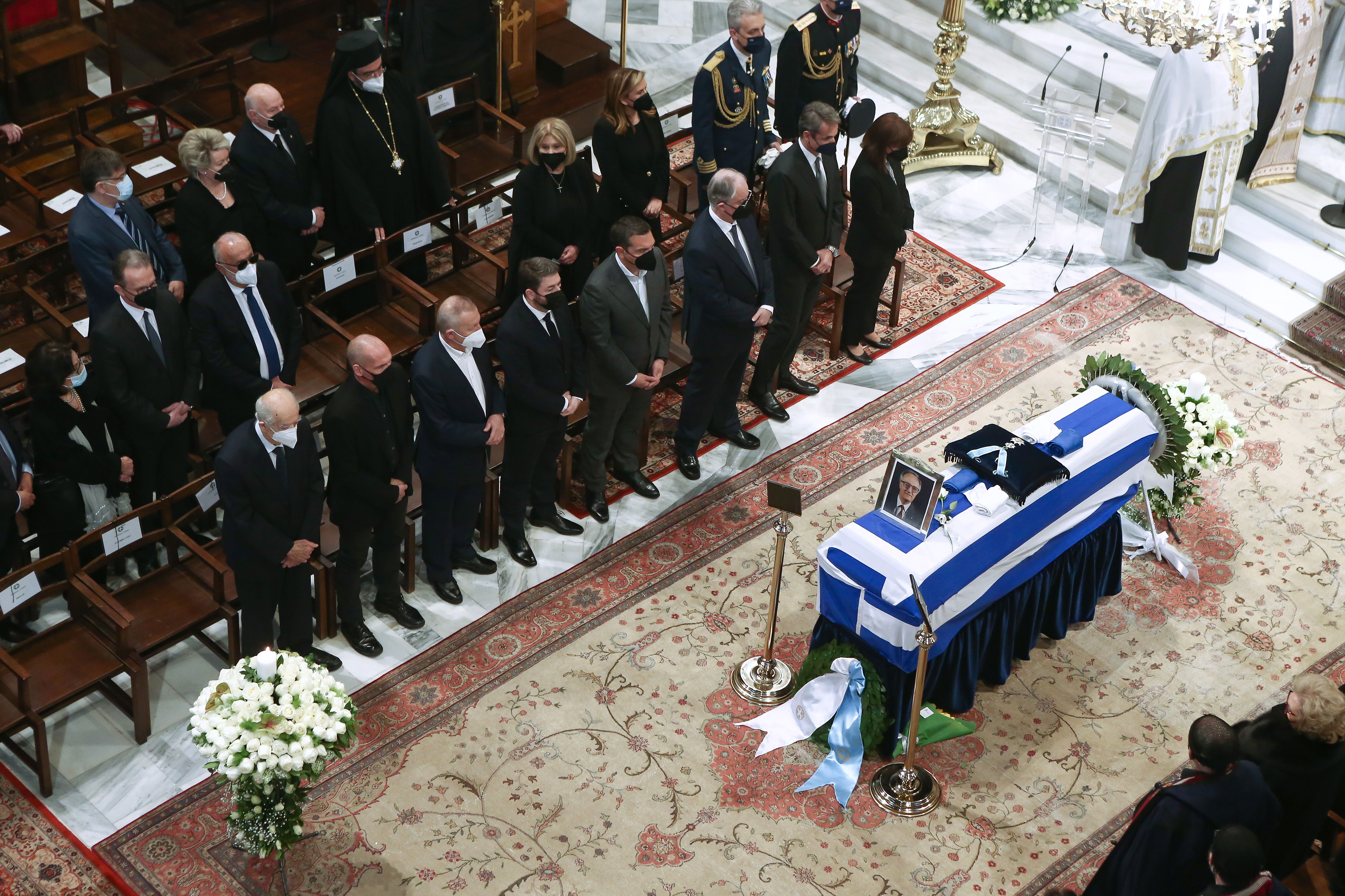 Χρήστος Σαρτζετάκης: Με τιμές αρχηγού κράτους το τελευταίο «αντίο»-2