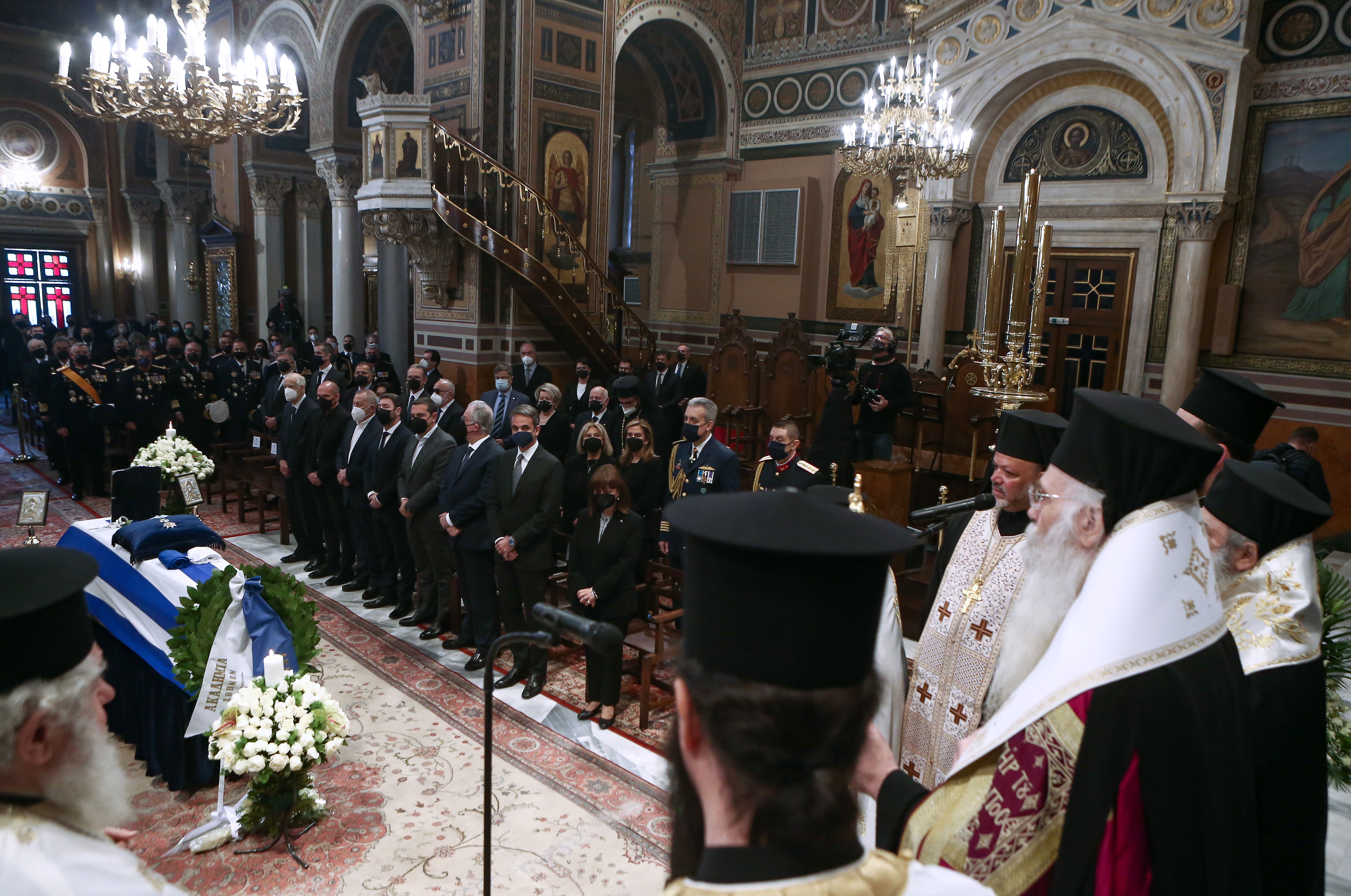 Χρήστος Σαρτζετάκης: Με τιμές αρχηγού κράτους το τελευταίο «αντίο»-3