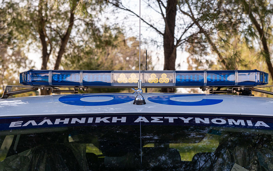 σπάρτη-χειροπέδες-σε-αντιδήμαρχο-για-561731614