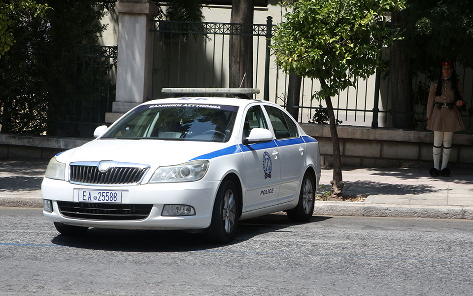 θεσσαλονίκη-δημοτικός-υπάλληλος-συν-561725677