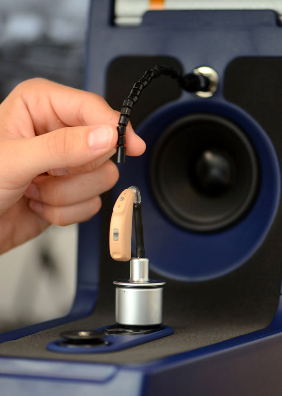 Τα οφέλη χρήσης των ακουστικών βαρηκοΐας-3