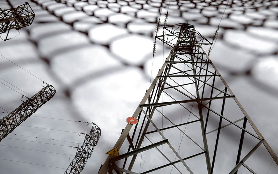 ηλεκτρικό-ρεύμα-προσφυγές-ετοιμάζου-561723712