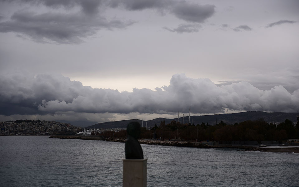 καιρός-αύριο-τοπικές-βροχές-κυρίως-στ-561717433