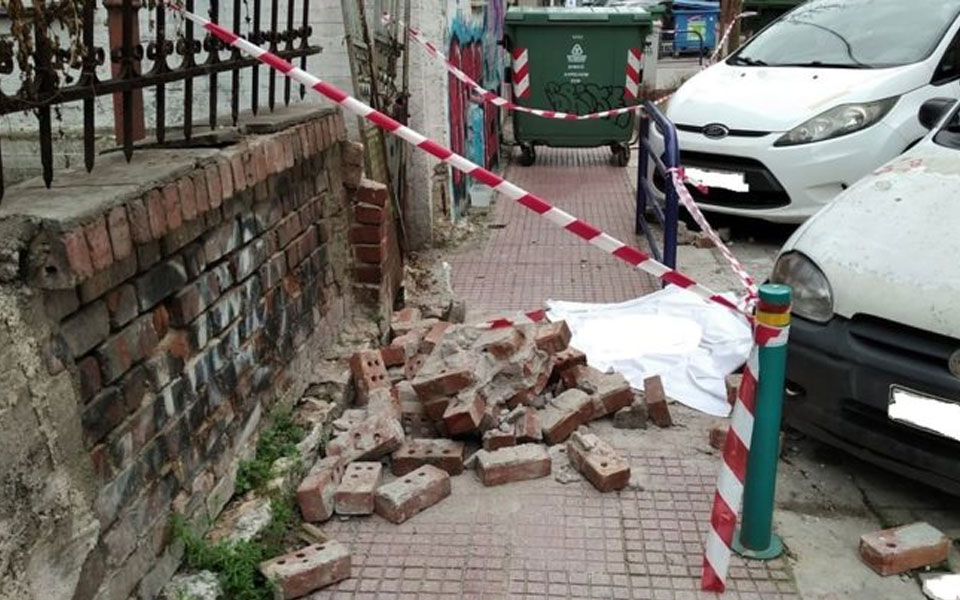 τραγωδία-στη-λάρισα-νεκρός-22χρονος-που-561728722