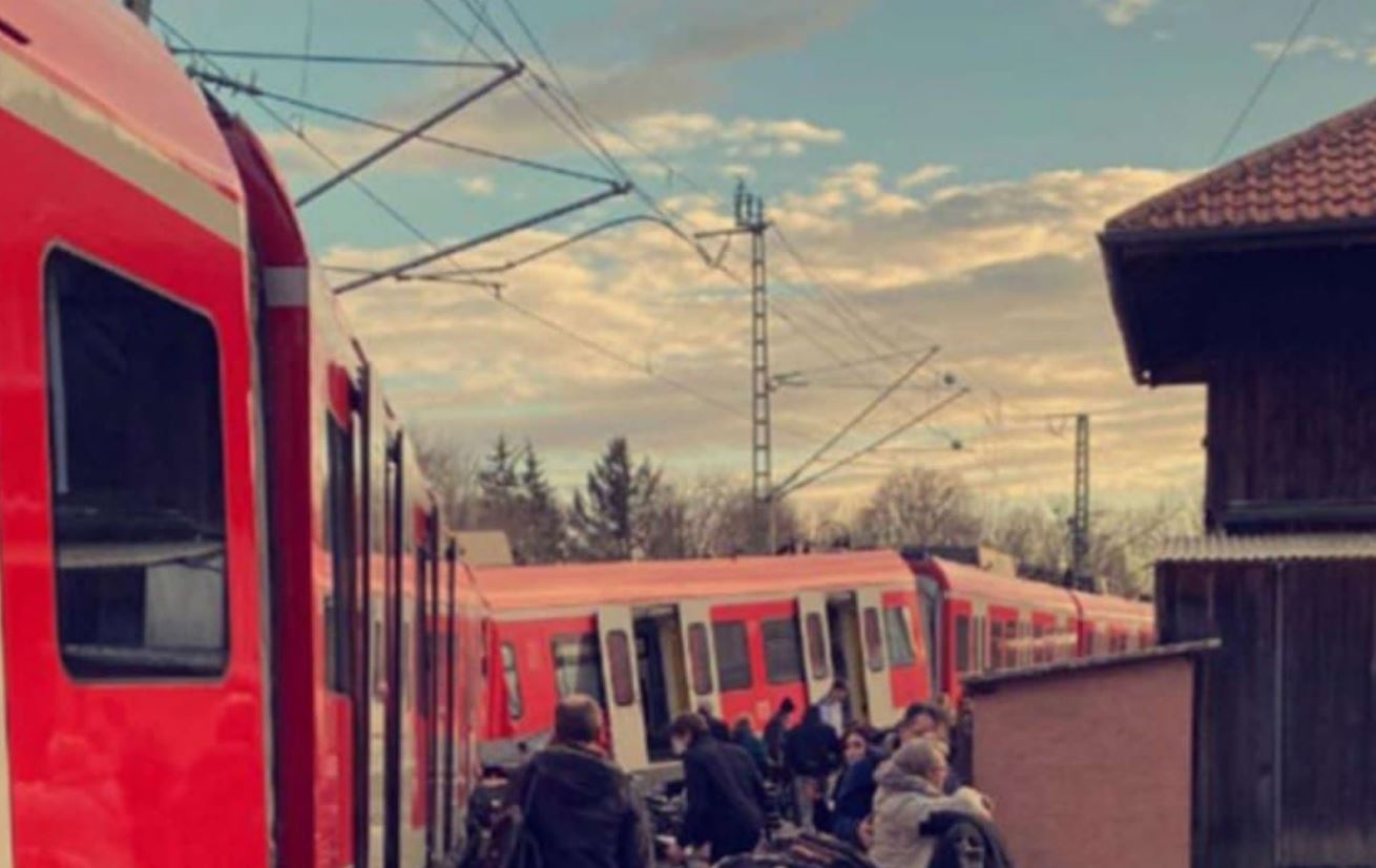 μόναχο-σύγκρουση-τρένων-ένας-νεκρό-561718567