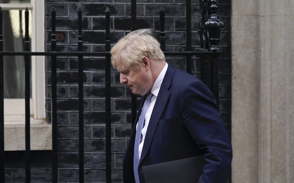 βρετανία-η-σκότλαντ-γιαρντ-ανέκρινε-τ-561734185