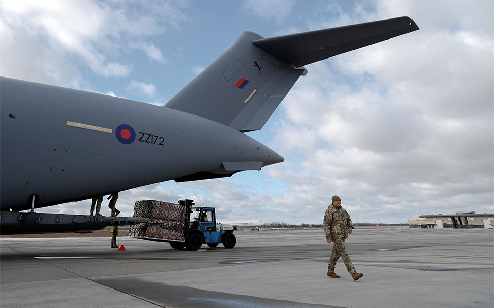 ουκρανικό-βρετανία-σε-επιφυλακή-1-000-σ-561711937