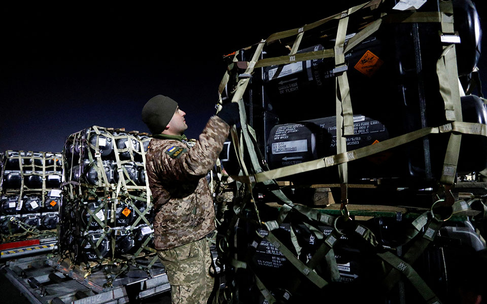 ουκρανική-κρίση-σε-λεπτό-πάγο-οι-σχέσε-561718702