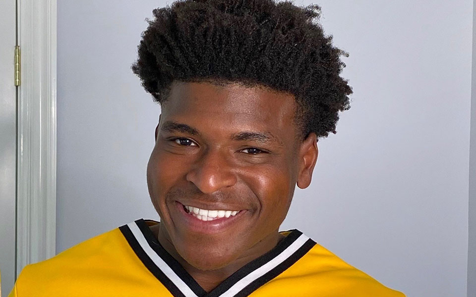 τζέρι-χάρις-ο-σταρ-του-ριάλιτι-cheer-ομολ-561713935