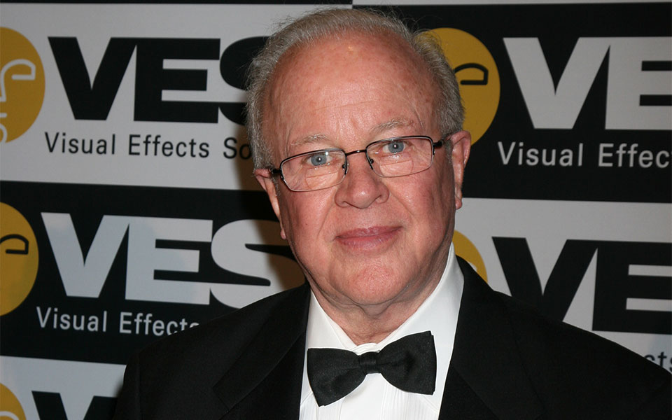 πέθανε-ο-ντάγκλας-τράμπουλ-υπεύθυνος-561710413