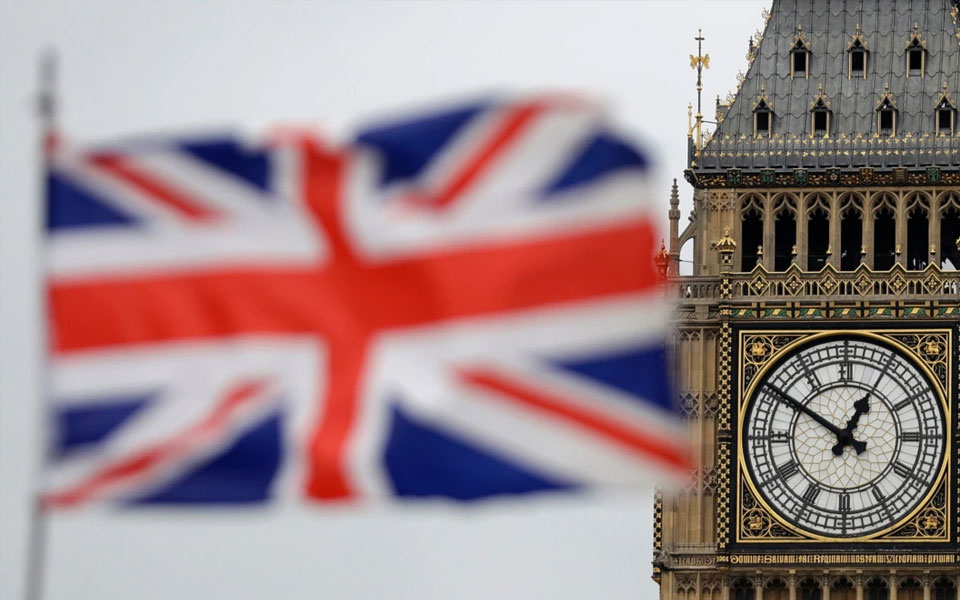 βρετανικά-μαχητικά-αναχαίτισαν-και-σ-561699736