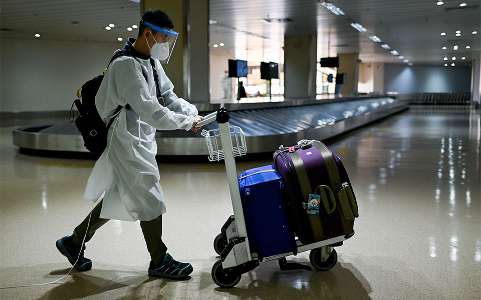 κορωνοϊός-που-η-πανδημία-δεν-έχει-τε-561713914