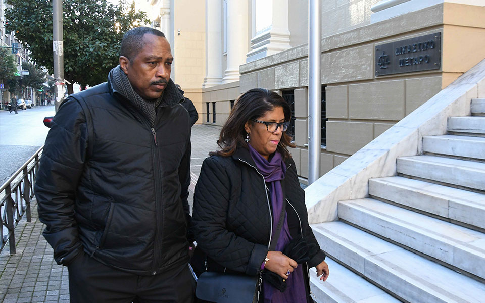 μπακάρι-χέντερσον-διεκόπη-για-τις-11-μα-561733084