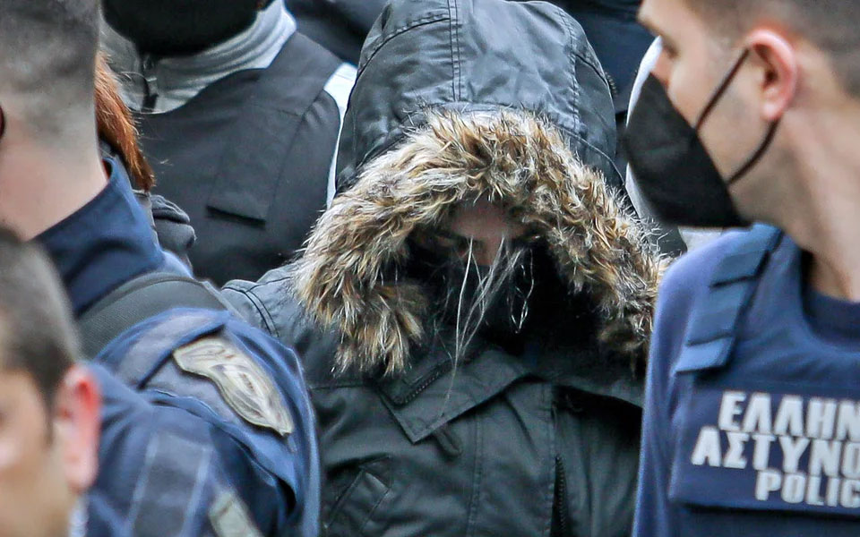 πάτρα-πώς-θα-μπορούσα-να-πειράξω-τα-πα-561787054