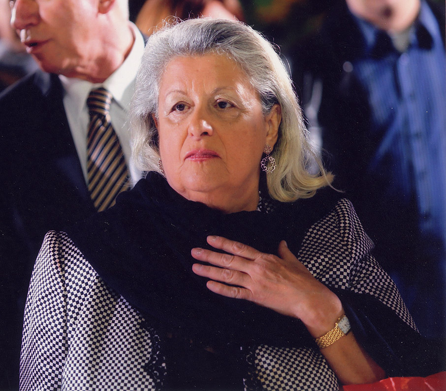 Ιστορίες γυναικών: 12 γυναίκες περιγράφουν τι σημαίνει να είσαι γυναίκα στην Ελλάδα σήμερα-10