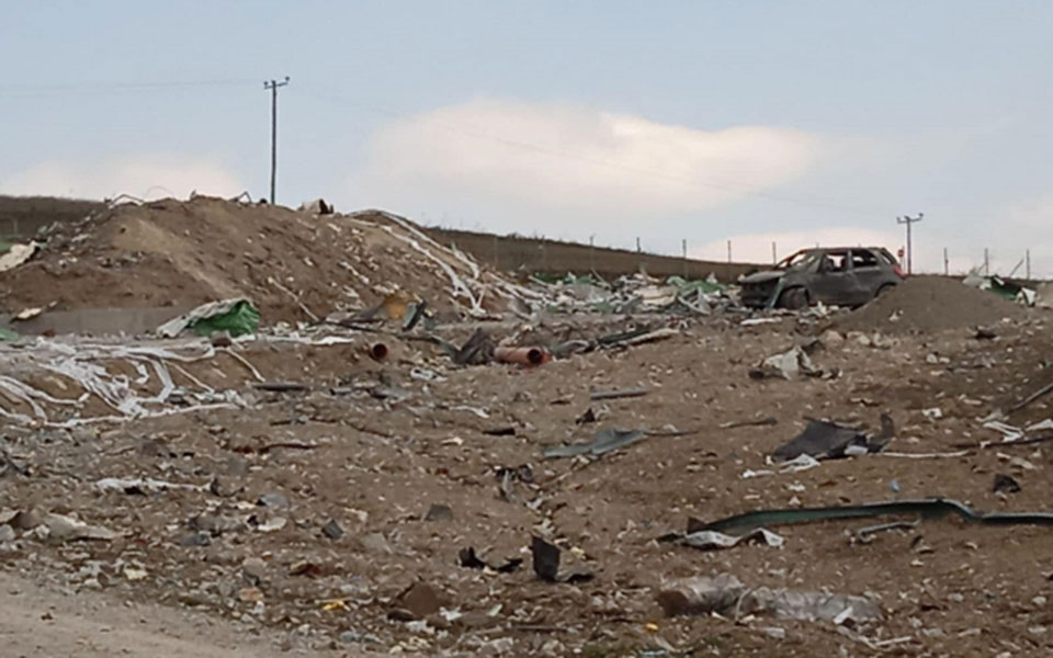 έκρηξη-σε-εργοστάσιο-στα-γρεβενά-νεκρ-561772579