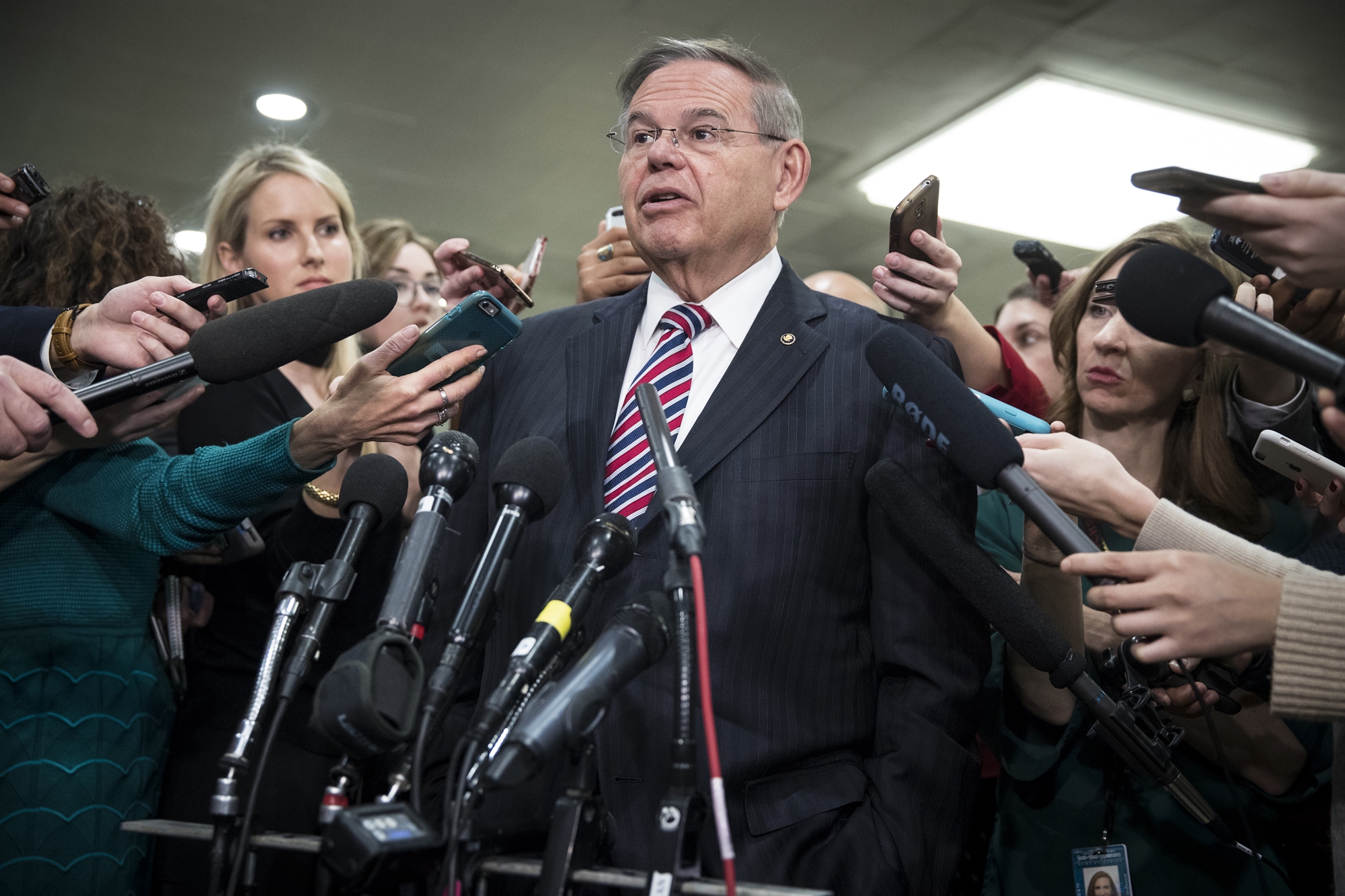 ο-μπομπ-μενέντεζ-στην-κ-κομβική-η-ελλ-561769786