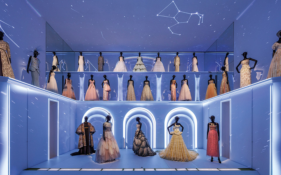 o-dior-επιστρέφει-στην-avenue-montaigne-561775981