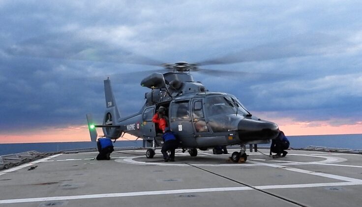 Στη φρεγάτα Ύδρα ο διοικητής του γαλλικού αεροπλανοφόρου «Charles De Gaulle» – Εικόνες-3