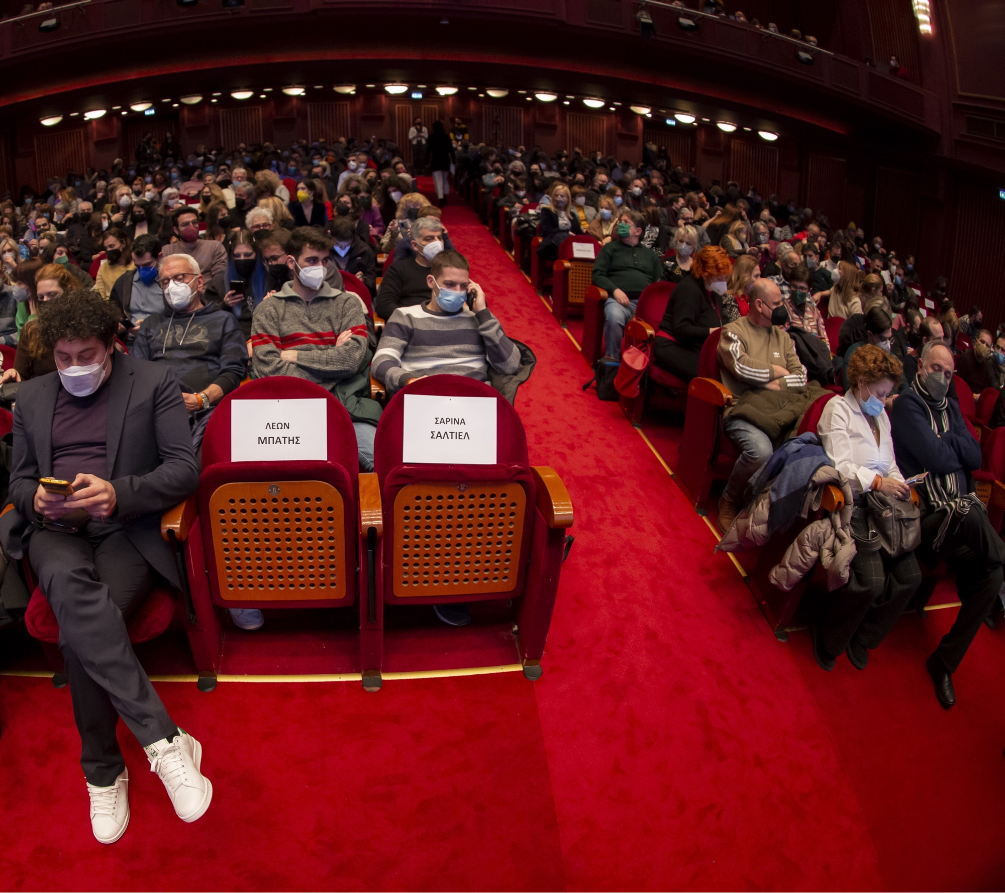 «Η πόλη και η πόλη»: Φωτίζοντας τις πληγές της Θεσσαλονίκης-1