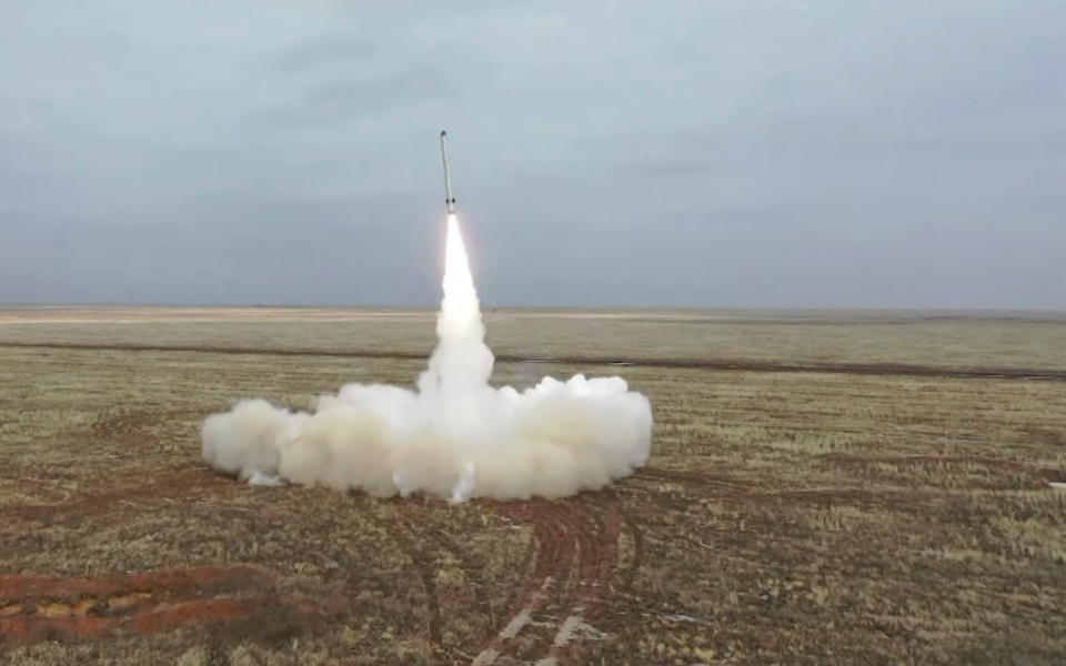 ινδία-εκτόξευσε-κατά-λάθος-πύραυλο-στ-561757684