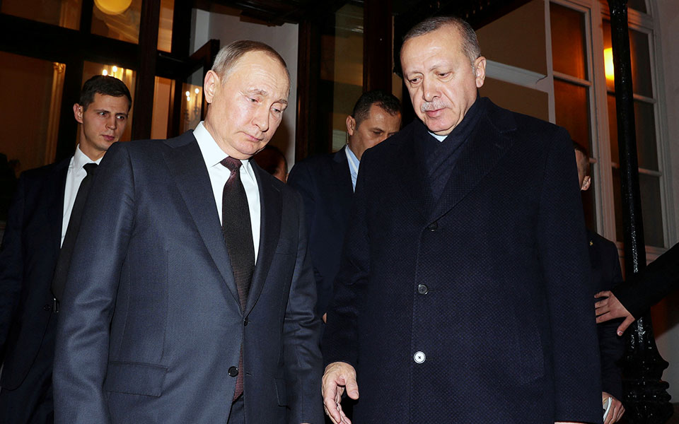 ο-ερντογάν-πρότεινε-στον-πούτιν-συναλ-561753856