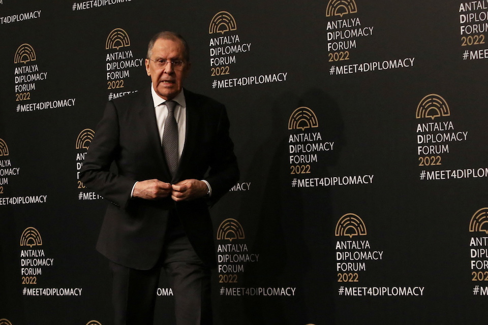 λαβρόφ-από-αττάλεια-λάβρος-κατά-της-δύ-561755902