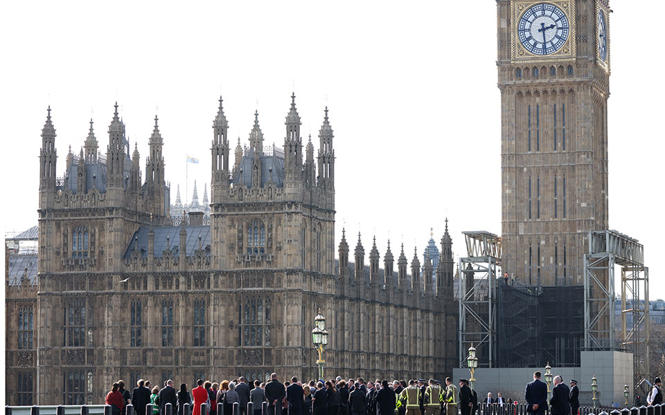 συναγερμός-στο-λονδίνο-από-διαρροή-αε-561775768