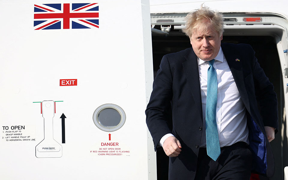 τζόνσον-ο-πούτιν-θα-πρέπει-να-βρεθεί-εν-561777250