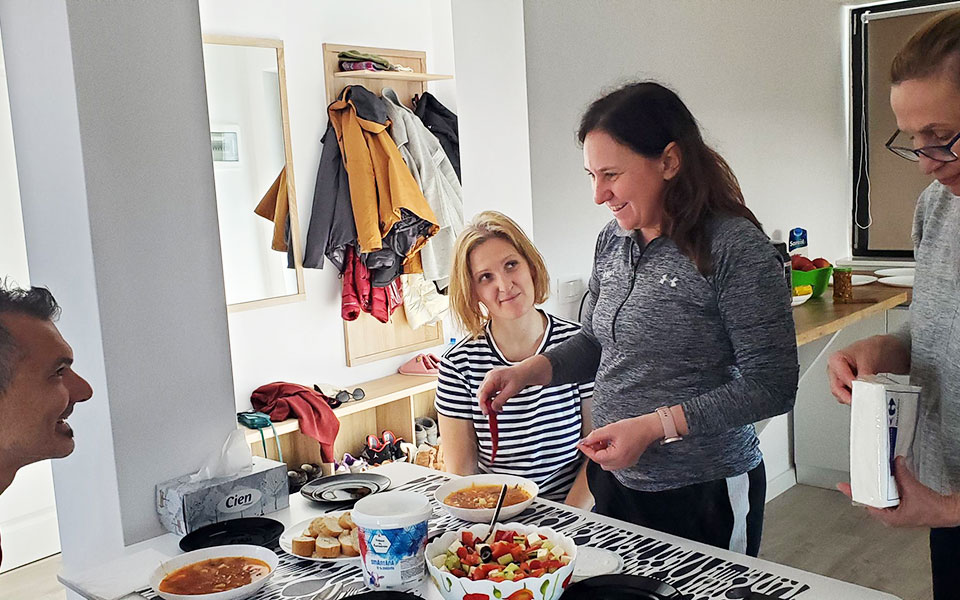 ενας-ελληνας-βοηθά-τους-ουκρανούς-πρό-561783466