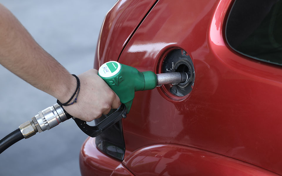 πώς-θα-δοθεί-η-έκπτωση-στα-καύσιμα-επ-561765403